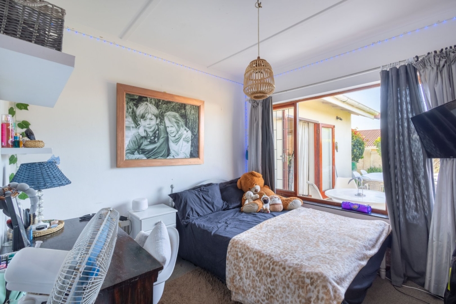 3 Bedroom Property for Sale in Upper Robberg Western Cape